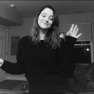 Meet your Posher, Kayla